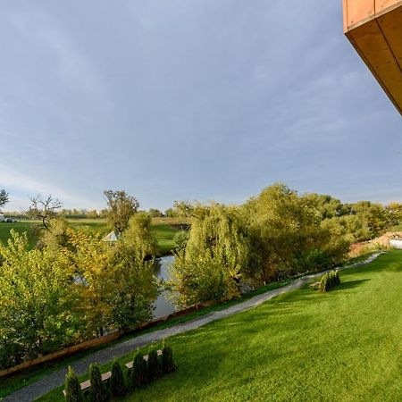 Il Lago - Sunrise - Cozy Luxurious Smart Home By The Lake Voluntari Extérieur photo