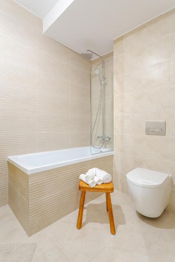 Il Lago - Sunrise - Cozy Luxurious Smart Home By The Lake Voluntari Extérieur photo