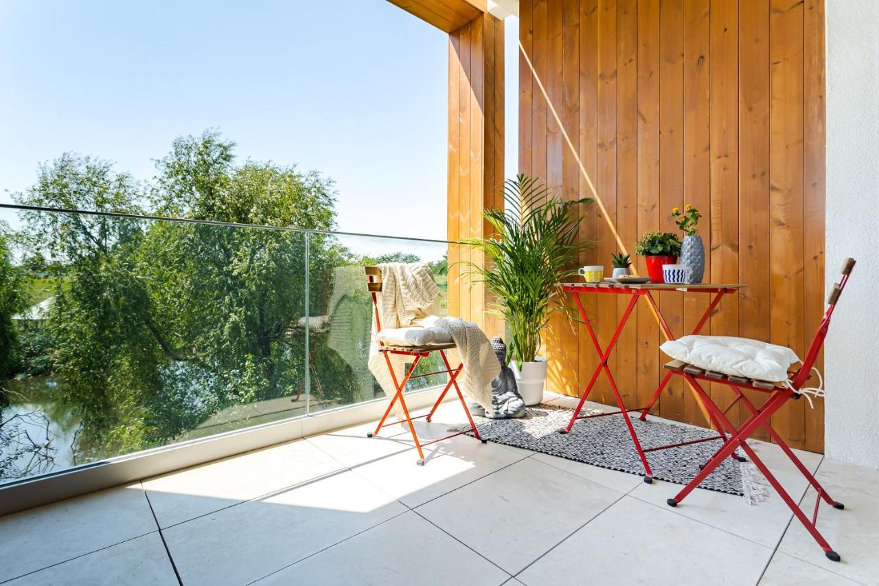 Il Lago - Sunrise - Cozy Luxurious Smart Home By The Lake Voluntari Extérieur photo